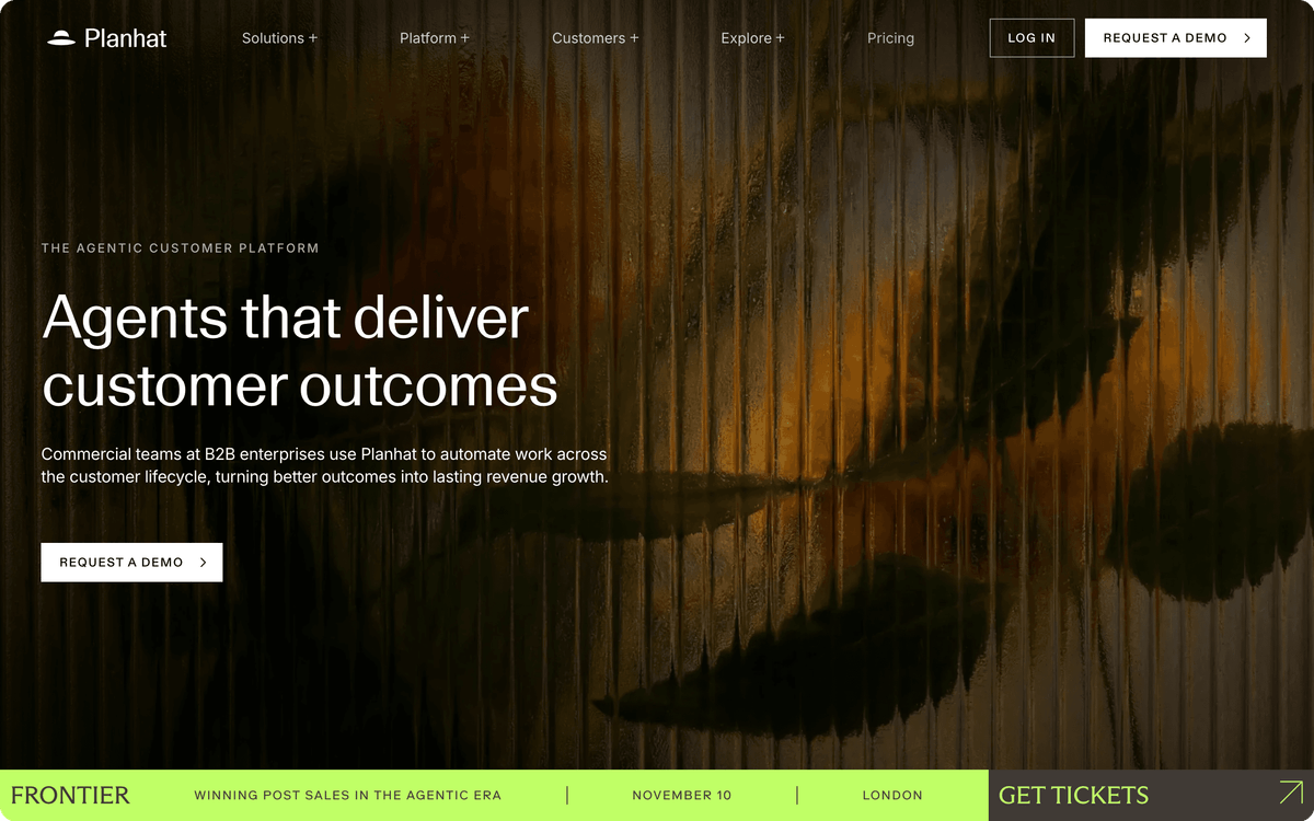 Planhat configurable customer platform homepage